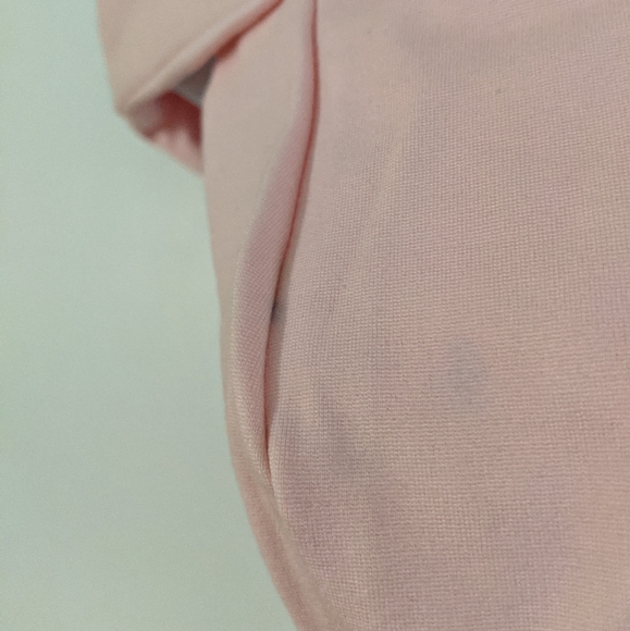 Bardot Off The Shoulder Pink Top Button Accents Princess Seam - Picture 5 of 9